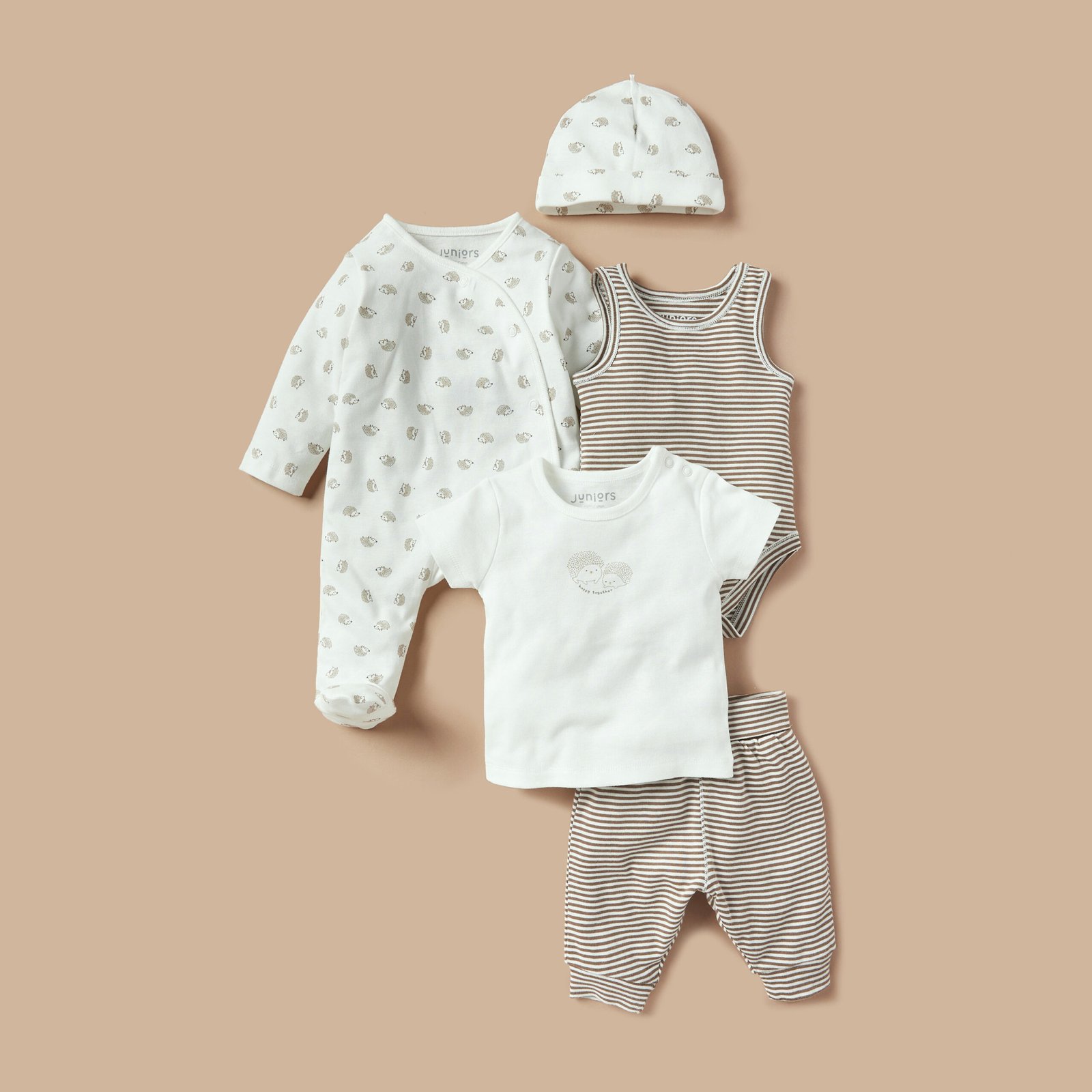 Hedgehog 6-Piece Clothing Starter Set - Image 2