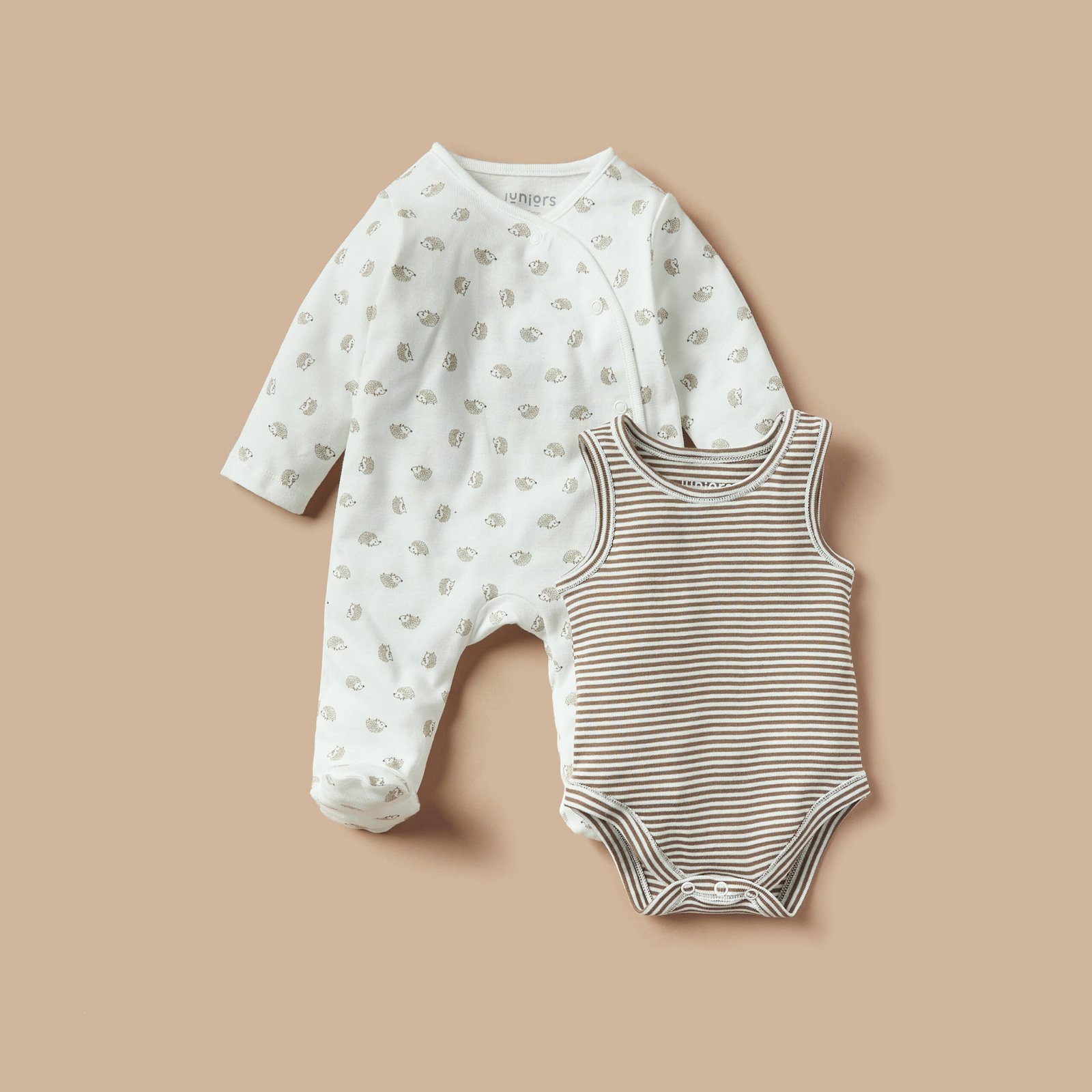 Hedgehog 6-Piece Clothing Starter Set - Image 3