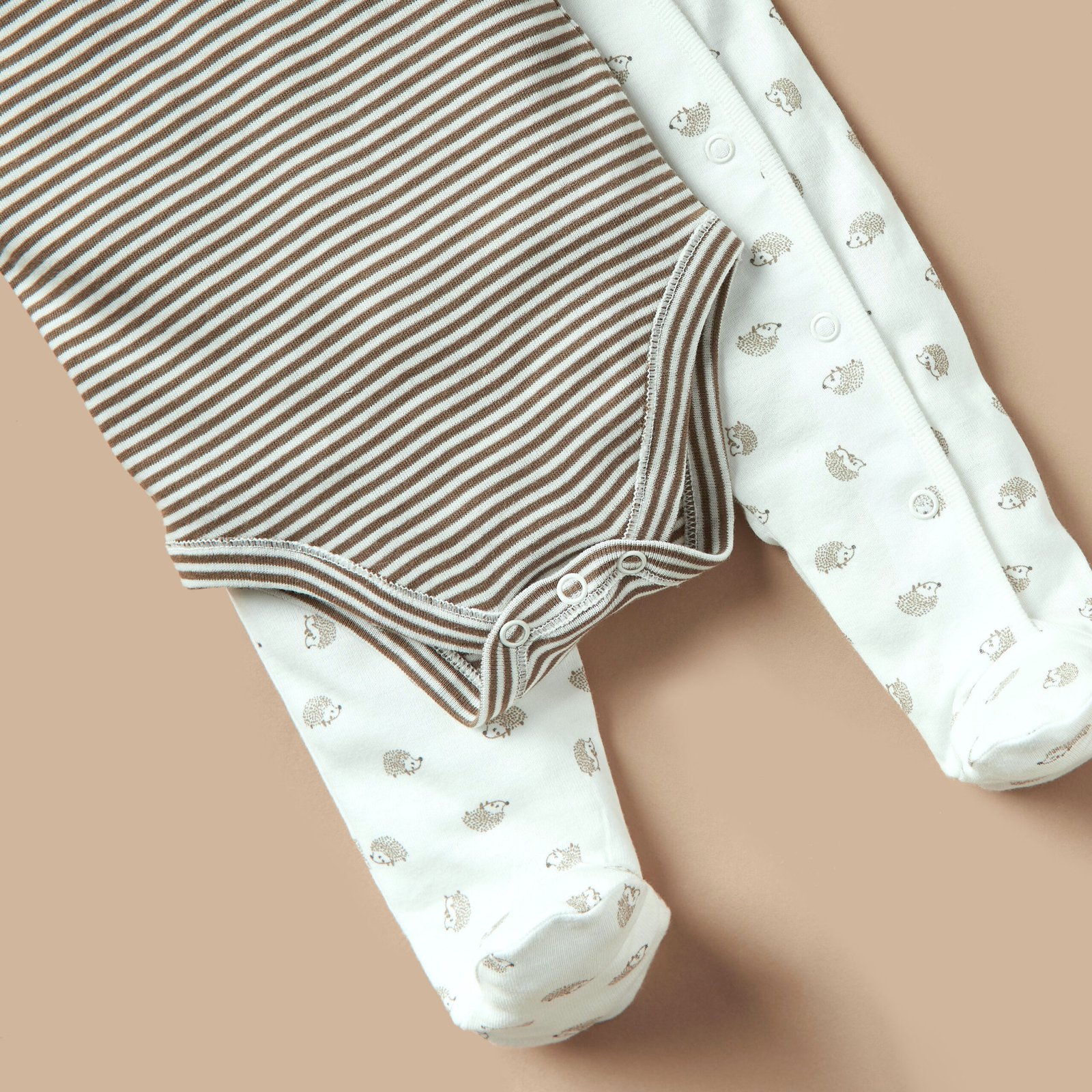 Hedgehog 6-Piece Clothing Starter Set - Image 7