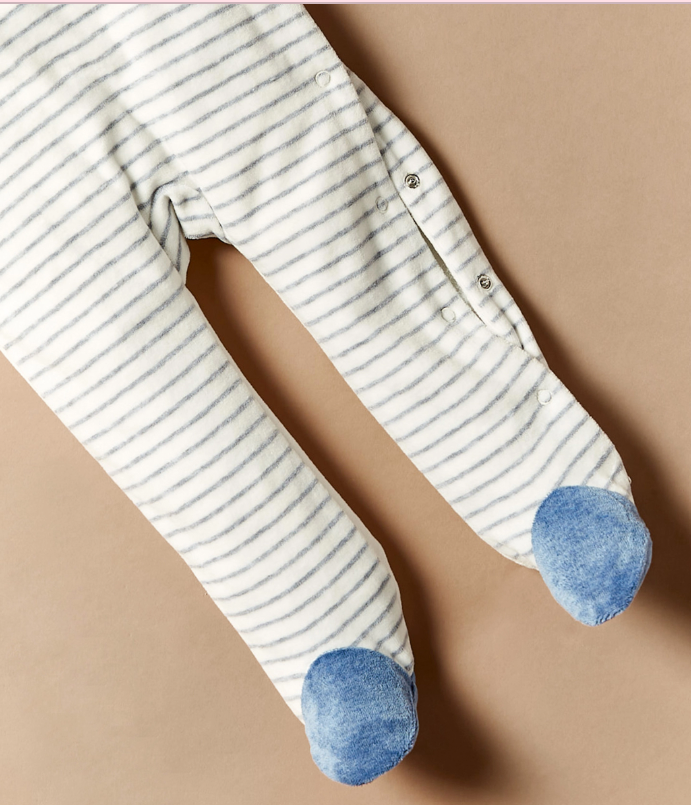 Embroidered Winter Sleepsuit with Hood and Long Sleeves - Image 3